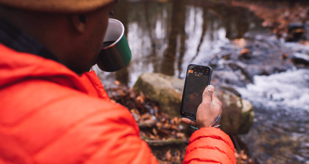 How to Save Phone Battery Life in the Backcountry