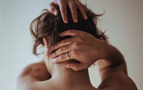 10-minute-yoga-for-neck-and-shoulders_getty-4