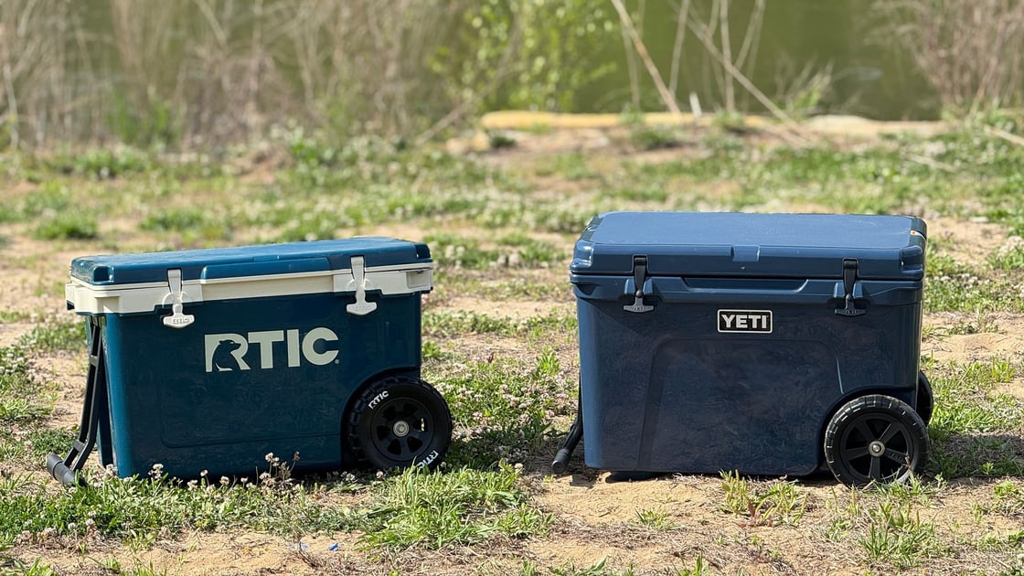 RTIC-v-Yeti-Cooler-Feature_Averill-1