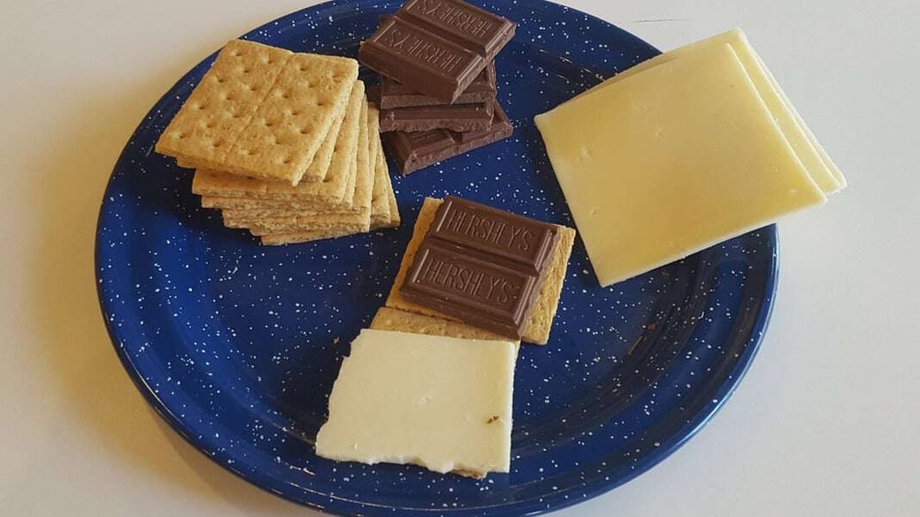 cheese-smores-ingredients