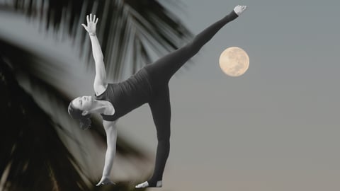 full-moon-yoga_canva