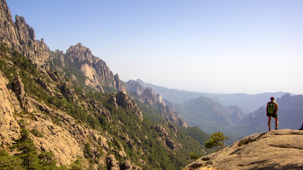 5 Epic Hiking Quests to Go on in 2024