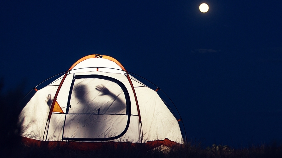 spooky-moon-tent_h-1