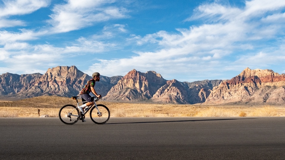 swroadtrips-biking-redrock-by-Irene-Yee_h-3