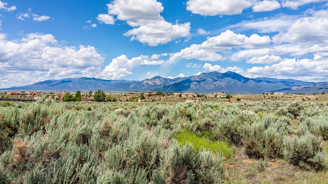 taos-new-mexico-mountain-towns-1_h-4