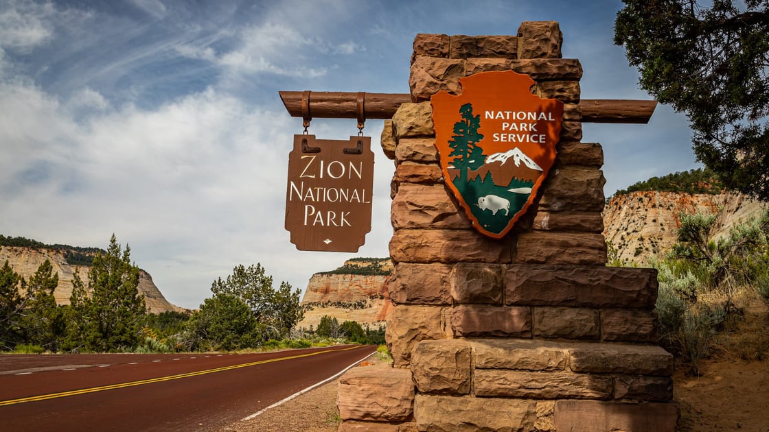 zion-national-park-sign