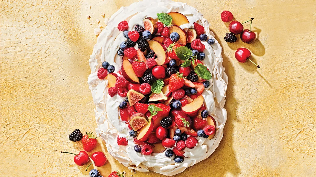 CE103-Dessert-Pavlova-1-1