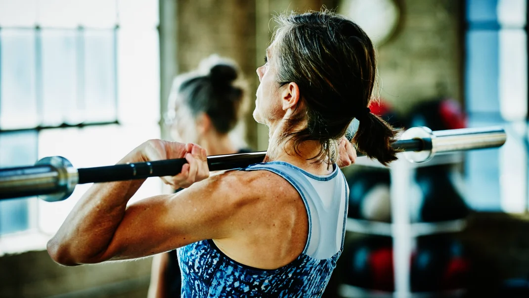 woman-lifting